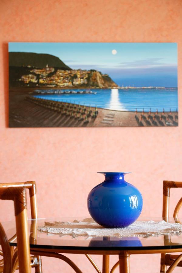 Le Terrazze Apartment Recanati Bagian luar foto