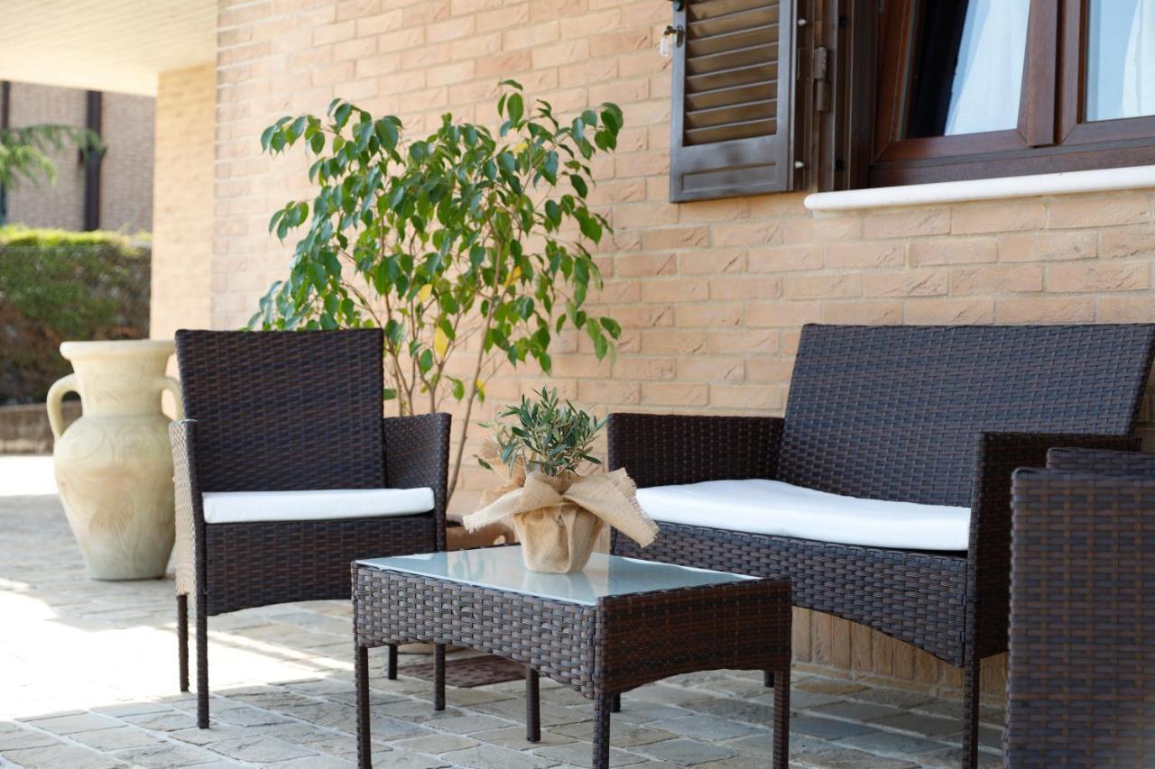 Le Terrazze Apartment Recanati Bagian luar foto