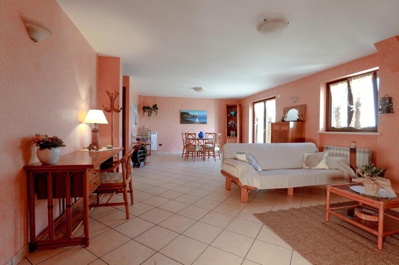 Le Terrazze Apartment Recanati Bagian luar foto